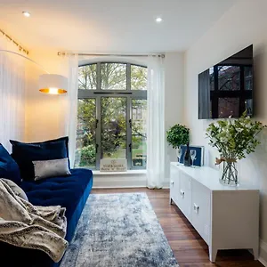  Apartment 11 Merchants Place United Kingdom